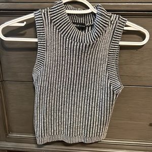 Michelle by commune sweater crop top size Medium
